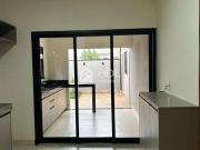 Casa / Sobrado em Condomínio para Venda em...