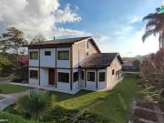 Casa / Sobrado em Condomínio para Venda em Ibiúna/SP...