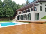 Casa / Sobrado em Condomínio para Venda em Ibiúna/SP...