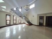 Casa / Sobrado em Condomínio para Venda em Jacareí/SP...