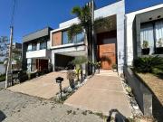 Casa / Sobrado em Condomínio para Venda em Jacareí/SP...