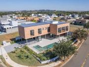 Casa / Sobrado em Condomínio para Venda em Jaguariúna/SP...