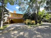 Casa / Sobrado em Condomínio para Venda em Jandira/SP...