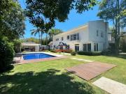 Casa / Sobrado em Condomínio para Venda em Jandira/SP...