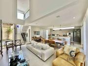 Casa / Sobrado em Condomínio para Venda em Jandira/SP...