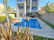 Casa / Sobrado em Condomínio para Venda em Jandira/SP...