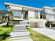 Casa / Sobrado em Condomínio para Venda em Jandira/SP...