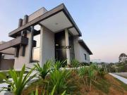 Casa / Sobrado em Condomínio para Venda em Jandira/SP...