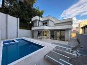 Casa / Sobrado em Condomínio para Venda em Jandira/SP...