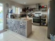 Casa / Sobrado em Condomínio para Venda em João...