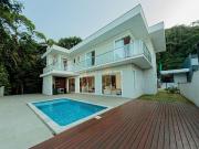 Casa / Sobrado em Condomínio para Venda em Joinville/SC...