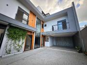 Casa / Sobrado em Condomínio para Venda em Joinville/SC...