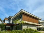 Casa / Sobrado em Condomínio para Venda em Joinville/SC...