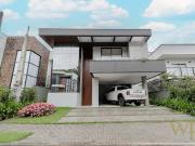 Casa / Sobrado em Condomínio para Venda em Joinville/SC...