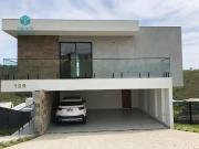 Casa / Sobrado em Condomínio para Venda em Juiz de...