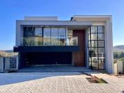 Casa / Sobrado em Condomínio para Venda em Juiz de...