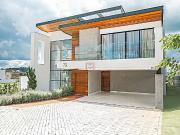 Casa / Sobrado em Condomínio para Venda em Juiz de...