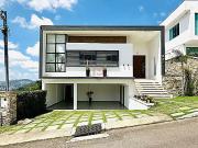 Casa / Sobrado em Condomínio para Venda em Juiz de...