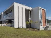 Casa / Sobrado em Condomínio para Venda em Juiz de...