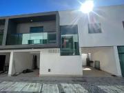 Casa / Sobrado em Condomínio para Venda em Juiz de...