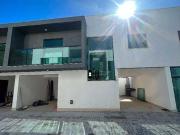 Casa / Sobrado em Condomínio para Venda em Juiz de...