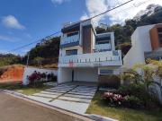 Casa / Sobrado em Condomínio para Venda em Juiz de...