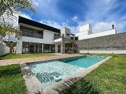 Casa / Sobrado em Condomínio para Venda em Juiz de...