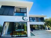 Casa / Sobrado em Condomínio para Venda em Lagoa...
