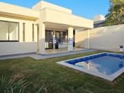 Casa / Sobrado em Condomínio para Venda em Lagoa...