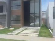 Casa / Sobrado em Condomínio para Venda em Lauro de...
