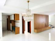 Casa / Sobrado em Condomínio para Venda em Lauro de...