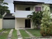 Casa / Sobrado em Condomínio para Venda em Lauro de...