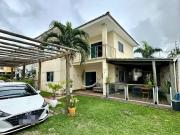 Casa / Sobrado em Condomínio para Venda em Lauro de...