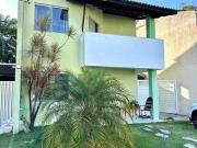Casa / Sobrado em Condomínio para Venda em Lauro de...