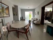 Casa / Sobrado em Condomínio para Venda em Lauro de...