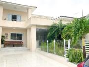 Casa / Sobrado em Condomínio para Venda em Lauro de...