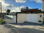 Casa / Sobrado em Condomínio para Venda em Lauro de...