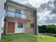 Casa / Sobrado em Condomínio para Venda em Lauro de...