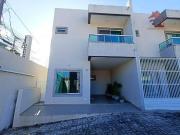 Casa / Sobrado em Condomínio para Venda em Lauro de...