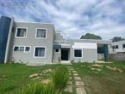 Casa / Sobrado em Condomínio para Venda em Lauro de...