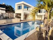 Casa / Sobrado em Condomínio para Venda em Lauro de...