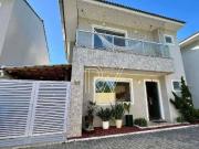 Casa / Sobrado em Condomínio para Venda em Lauro de...