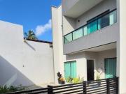 Casa / Sobrado em Condomínio para Venda em Lauro de...