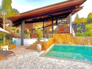 Casa / Sobrado em Condomínio para Venda em Lauro de...