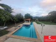 Casa / Sobrado em Condomínio para Venda em Lauro de...