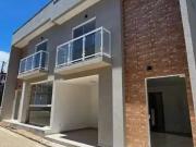 Casa / Sobrado em Condomínio para Venda em Lauro de...