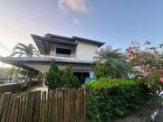 Casa / Sobrado em Condomínio para Venda em Lauro de...