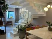 Casa / Sobrado em Condomínio para Venda em Lauro de...