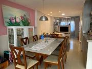 Casa / Sobrado em Condomínio para Venda em Londrina/PR...