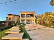 Casa / Sobrado em Condomínio para Venda em Londrina/PR...
